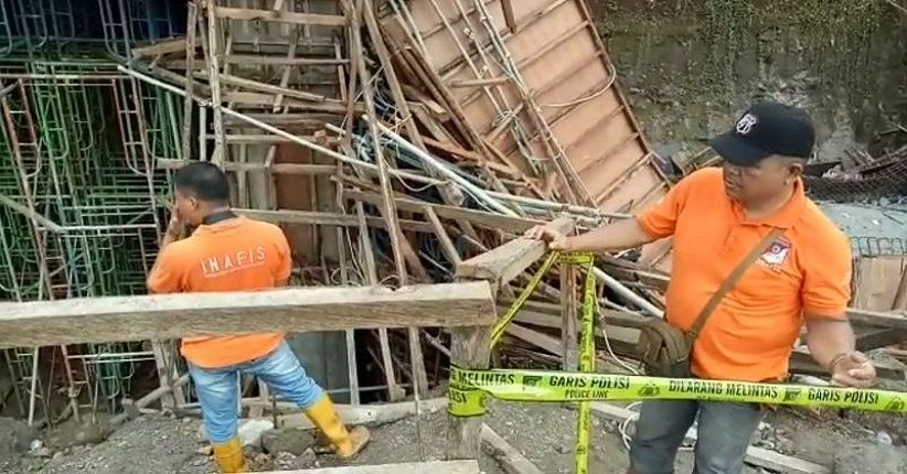 title Polisi Selidiki Insiden Robohnya Konstruksi Overpass Tol Manado-Bitung Polisi Selidiki Insiden Robohnya Konstruksi Overpass Tol Manado-Bitung