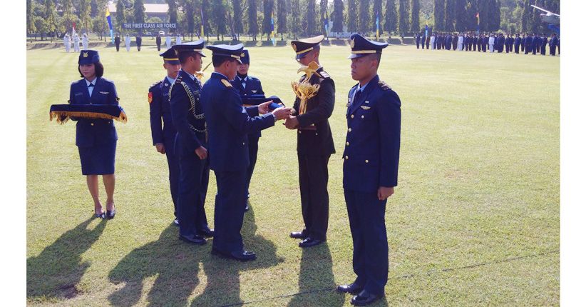 KSAU Wisuda 21 Penerbang Muda