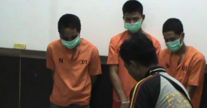title 3 Tahanan Polres Takalar Kabur karena Frustrasi dan Takut Dipenjara 3 Tahanan Polres Takalar Kabur karena Frustrasi dan Takut Dipenjara