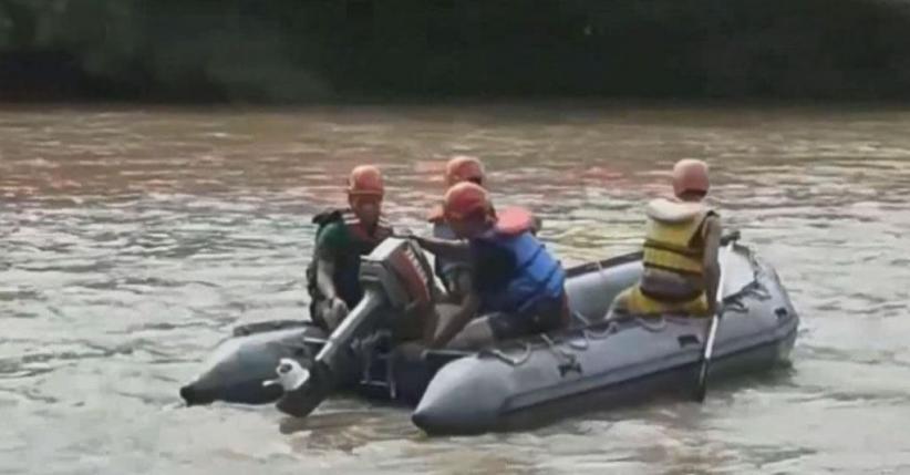 title Bocah 3 Tahun Hanyut dan Tenggelam di Sungai Enim Bocah 3 Tahun Hanyut dan Tenggelam di Sungai Enim
