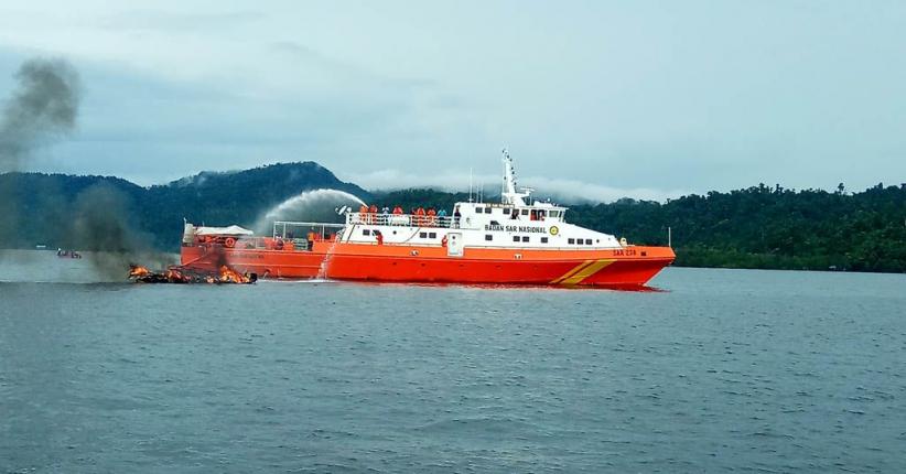 4 Polisi Korban Kapal Terbakar di Raja Ampat Dirawat Intensif