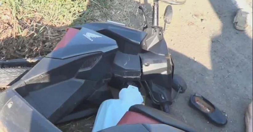 Sang Suami Tak Berhenti Menangis Lihat Istri Tewas Ditabrak Truk