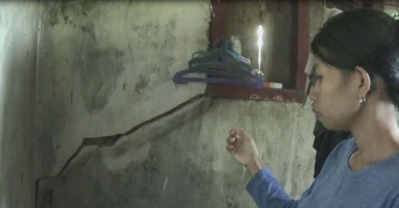 Tanah Bergerak, 3 Rumah Rusak Parah dan Nyaris Roboh