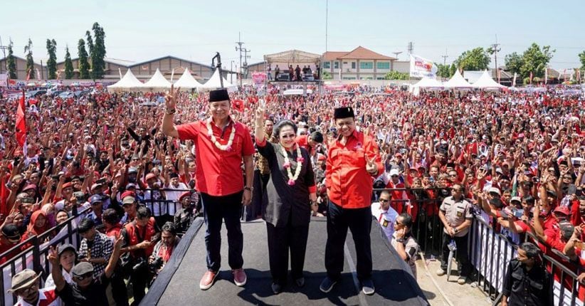 Kampanye Akbar di Cirebon, Mega Sebut Pasangan Hasanah Paling Komplet
