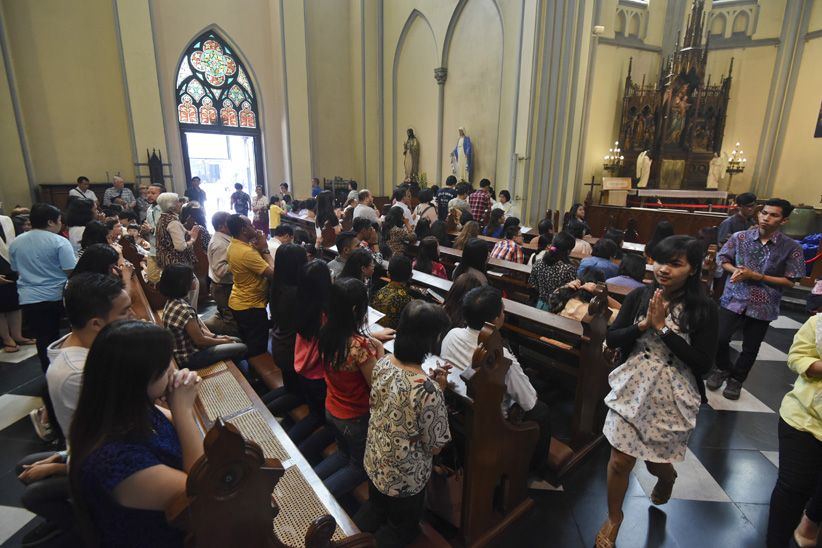 Ibadah Kenaikan Isa Almasih di Gereja Katedral Berlangsung Khidmat dan Aman - Bagian 3