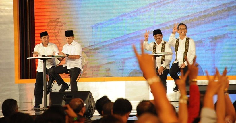 title Edy Soroti Ketimpangan dan Kemiskinan, Djarot Janjikan Kartu Sakti Edy Soroti Ketimpangan dan Kemiskinan, Djarot Janjikan Kartu Sakti
