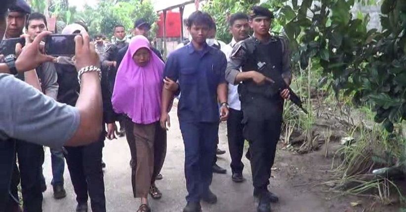 Ibu dan Adik Terduga Teroris Adi Syofyan Juga Diamankan Polisi
