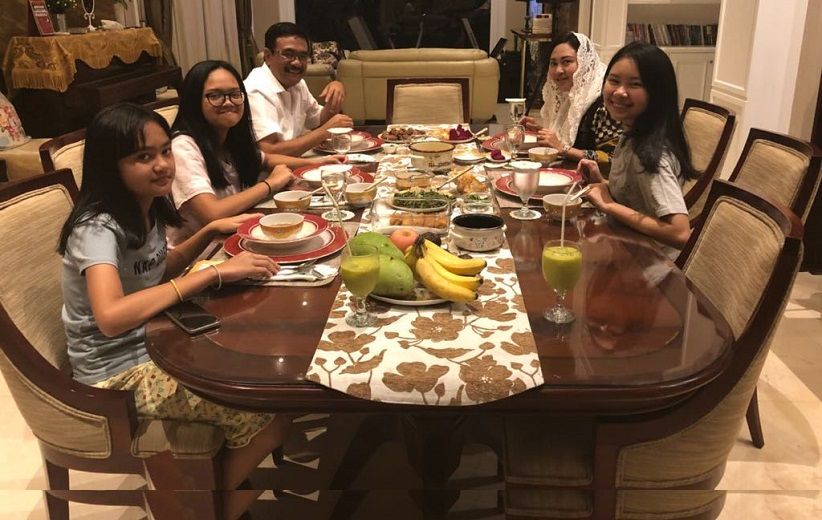 Hari Pertama Puasa, Djarot Kumpul Bersama Keluarga