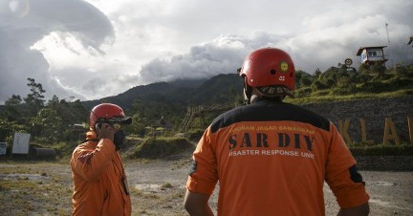 Gunung Merapi Meletus Ada Visual Pijar Warna Merah Dan Suara Gemuruh Bagian 1