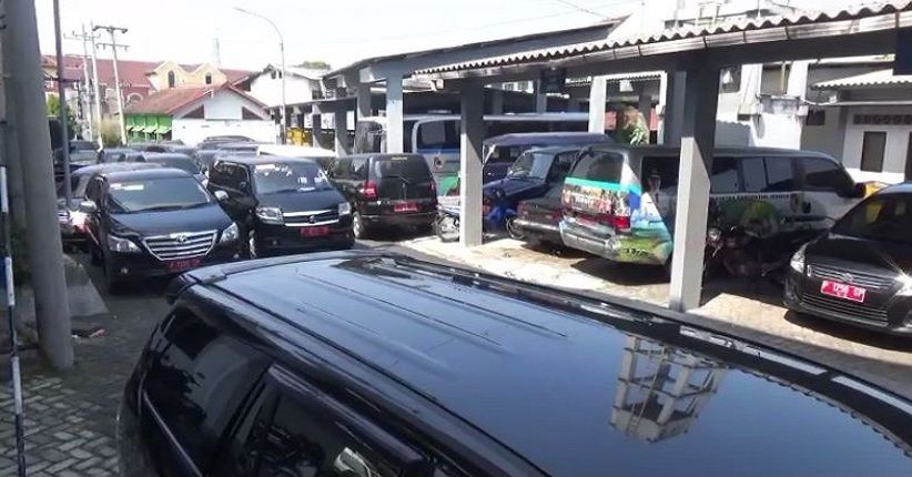  Mobil Dinas Bekas Wali Kota Yogya Tak Laku Dilelang Harga Rp61 6 Juta