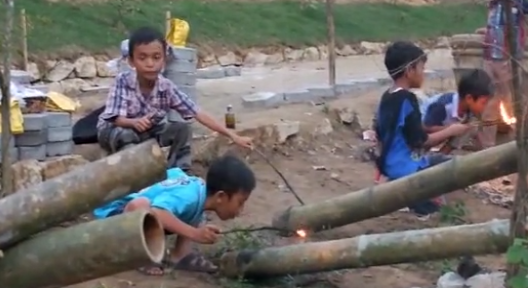 Jelang Lebaran, Warga Gunungkidul Adakan Pesta Meriam Bambu