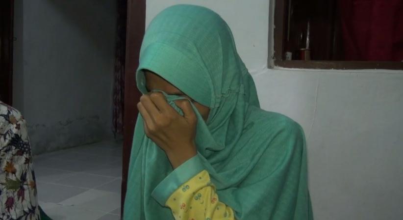 title Istri Korban Pelemparan Batu di Tol Cikampek hingga Tewas Masih Shock Istri Korban Pelemparan Batu di Tol Cikampek hingga Tewas Masih Shock