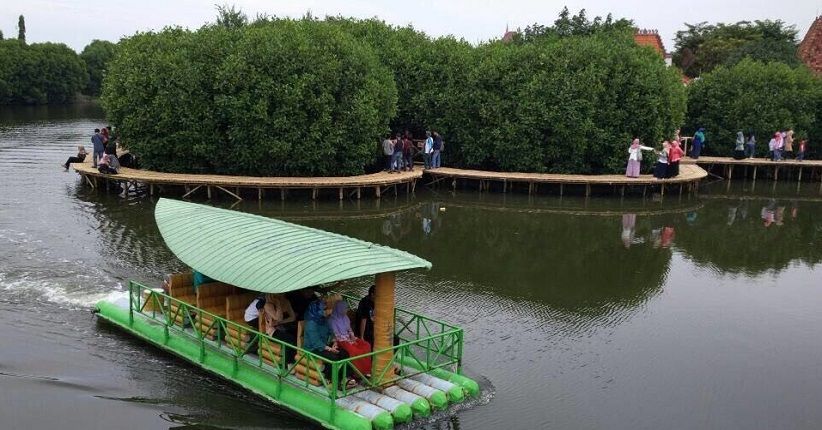 Pilihan Wisata Jateng, Habiskan Liburan di Taman Mini Grand Maerakaca
