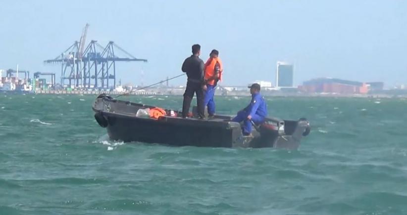 title Basarnas Lanjutkan Pencarian Korban Kapal Tenggelam di Selat Makassar Basarnas Lanjutkan Pencarian Korban Kapal Tenggelam di Selat Makassar