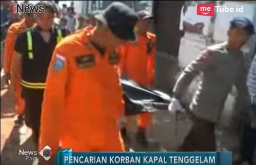 Cari Korban Kapal Tenggelam di Danau Toba, Pelabuhan Simanindo Ditutup