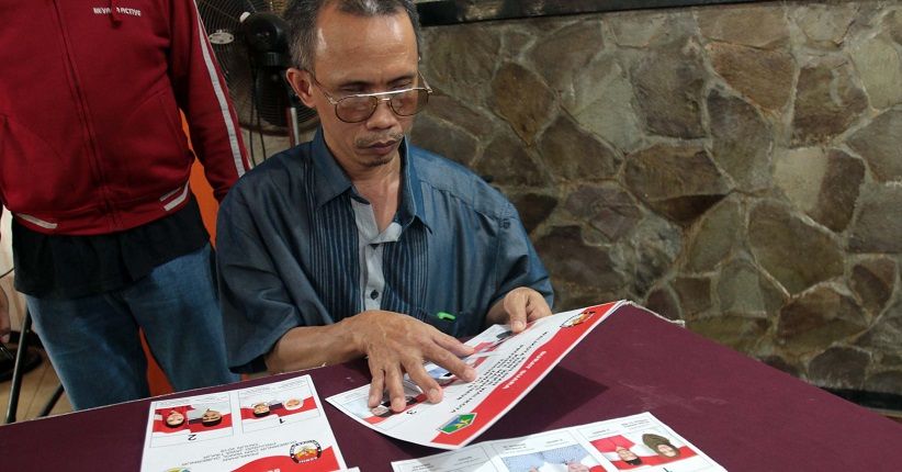 title Tingkatkan Partisipasi, KPU Kulonprogo Gelar Lombal Selfie di TPS Tingkatkan Partisipasi, KPU Kulonprogo Gelar Lombal Selfie di TPS