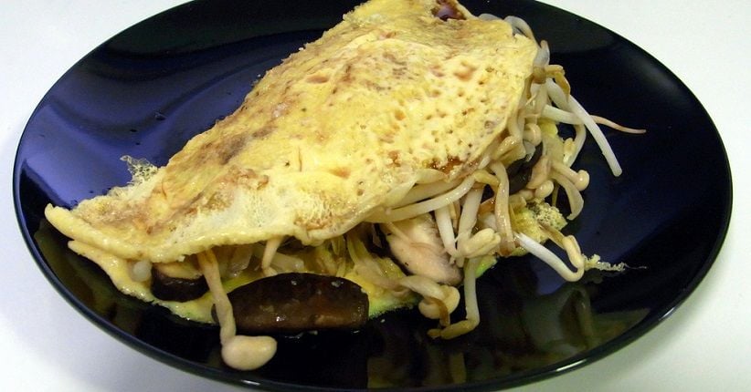 Bosan Bikin Telur  Omelet  Keju  Yuk Kreasi Pakai Jamur Enoki