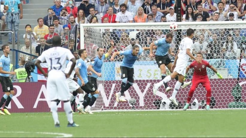 Babak I: Varane Bawa Prancis Unggul atas Uruguay