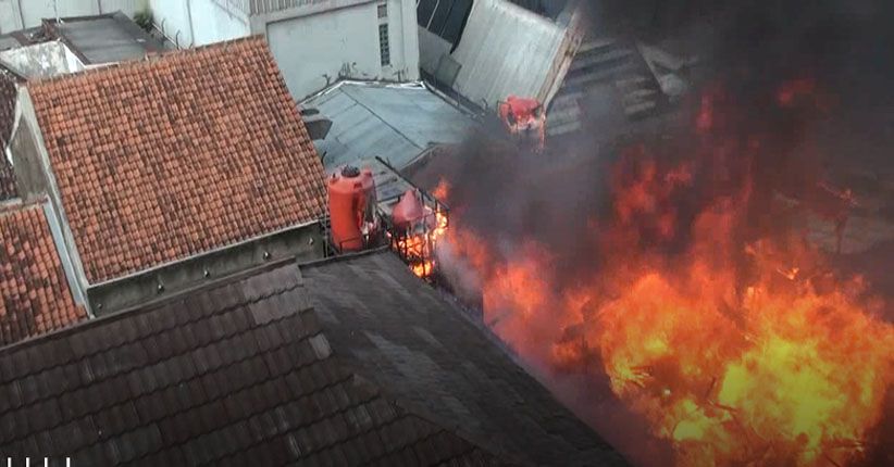 Tabung Elpiji Bocor, Belasan Rumah di Bandung Ludes Terbakar