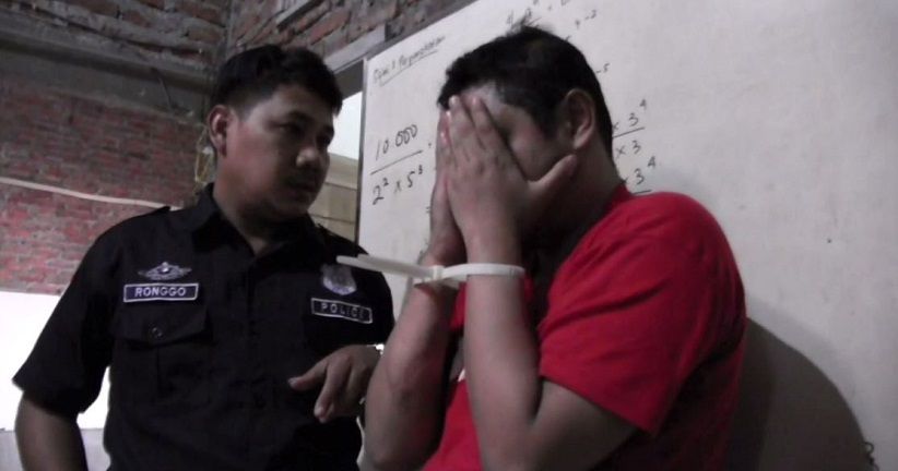 Guru Cabuli 2 Siswa, Polisi Geledah Bimbingan Belajar di Surabaya