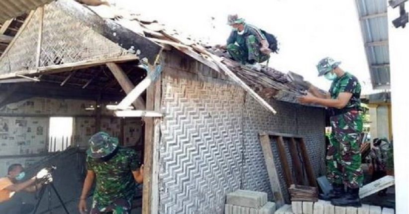 Renovasi Rumah Atlet Sprinter Zohri Mulai Dikerjakan TNI Dibantu Warga