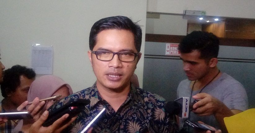 title Selain Bupati Labuhanbatu, KPK Tangkap 4 Orang Termasuk Pihak Swasta Selain Bupati Labuhanbatu, KPK Tangkap 4 Orang Termasuk Pihak Swasta