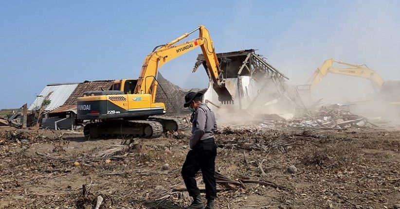 title Puluhan Rumah di Lokasi Bandara NYIA Dirobohkan Paksa Puluhan Rumah di Lokasi Bandara NYIA Dirobohkan Paksa