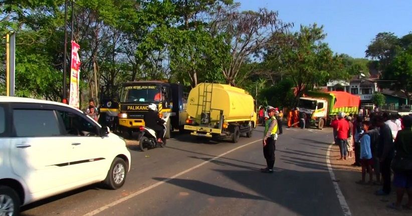 Tabrakan Beruntun 4 Kendaraan di Jalur Puncak Cirebon-Kuningan, 3 Luka