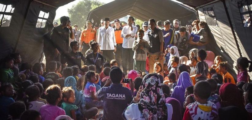 Cek Penanganan Darurat Gempa, Jokowi dan TGB Kunjungi Korban Bencana