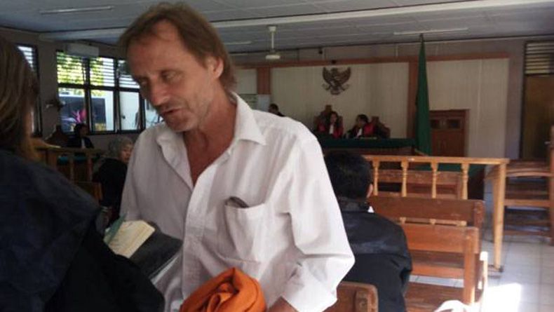 Bawa Heroin dan Sabu, Bule Jerman Divonis 10 Tahun Penjara