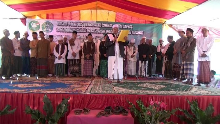 Ribuan Santri dan Ulama Purwakarta Deklarasi Dukung Jokowi 2 Periode
