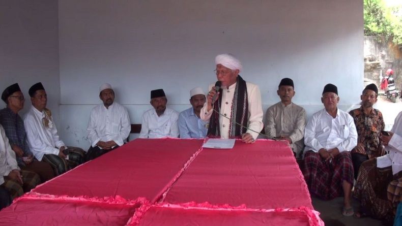 Kiai Kampung Minta Jokowi Tak Pilih Calon Ambisius dan Manfaatkan NU