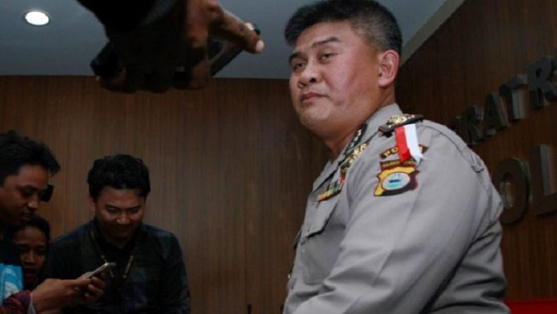 title 4 Teroris Jaringan Santoso Dibekuk, Polisi Temukan 15 Kg Bahan Peledak 4 Teroris Jaringan Santoso Dibekuk, Polisi Temukan 15 Kg Bahan Peledak