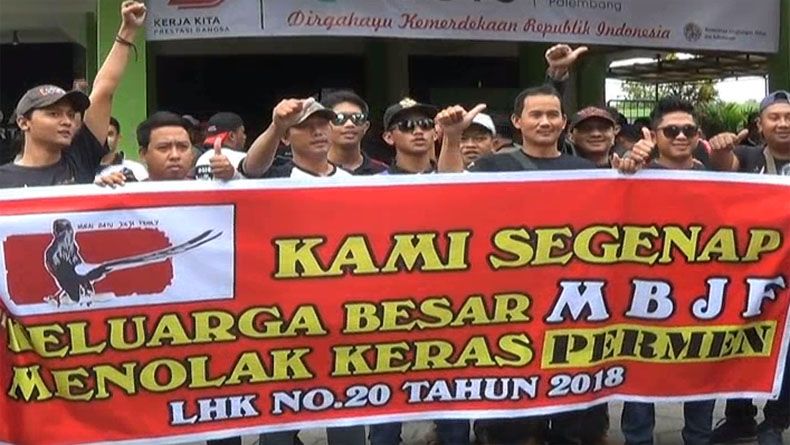 Tolak Permen LHK, Peternak Burung Adu Mulut dengan BKSDA