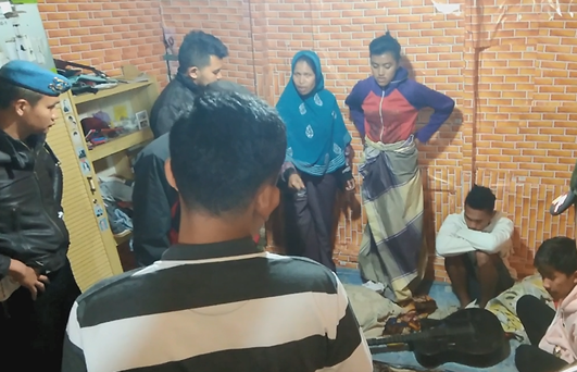 Jadi Tempat Kumpul Kebo dan Pesta Narkoba, Rumah Janda Digerebek Warga