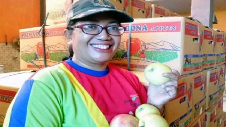 Siti Maryam, Pedagang Sukses Apel Batu Berkiprah lewat Partai Perindo