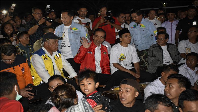 Presiden Serahkan Bantuan Rp264 Miliar untuk 5.293 Korban Gempa Lombok