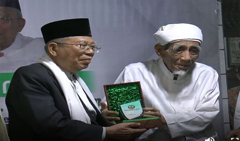 Mbah Maimoen: Jadi Cawapres, Kiai Maruf Amin Laksanakan Fardu Kifayah