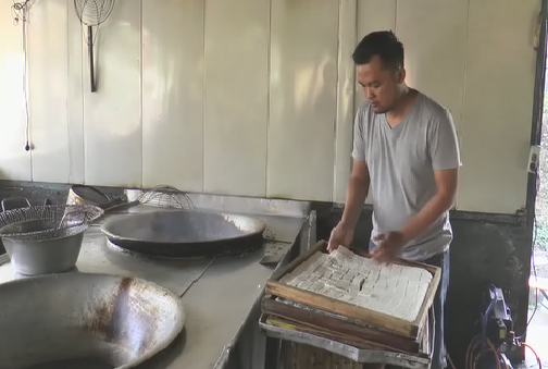 Harga Kedelai Melonjak, Produsen Tahu di Sumedang Menjerit