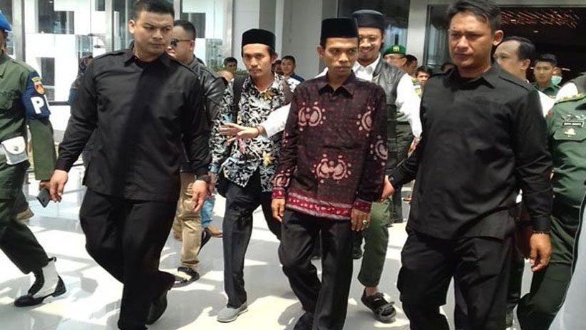 title UAS Batal Hadir, Sidang Pencemaran Nama Baik di PN Pekanbaru Ditunda UAS Batal Hadir, Sidang Pencemaran Nama Baik di PN Pekanbaru Ditunda