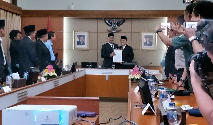 Hari Pertama Kerja, Ridwan Kamil Angkat 2 Plt Kepala Daerah