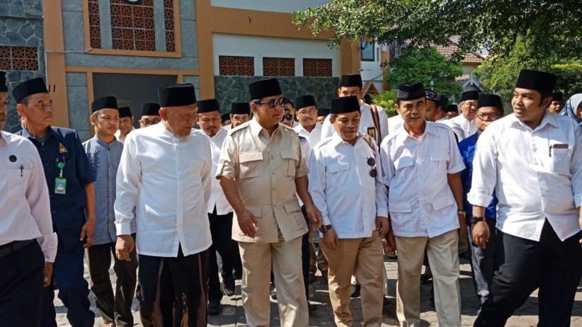 Tanpa Gus Solah, Pengasuh Ponpes Tebu Ireng Sambut Hangat Prabowo