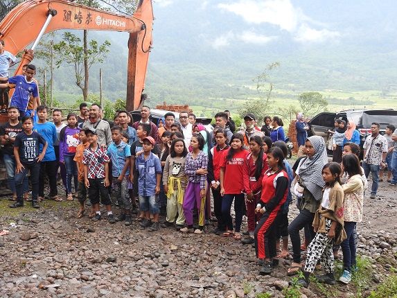 Proyek Perbaikan Jalan di Pamah Semilir Dihentikan, Warga Kecam TNGL