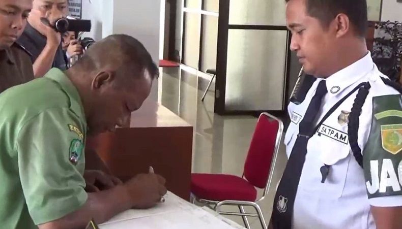 Kades di Magetan Ditangkap karena Diduga Korupsi Dana Desa Rp300 Juta