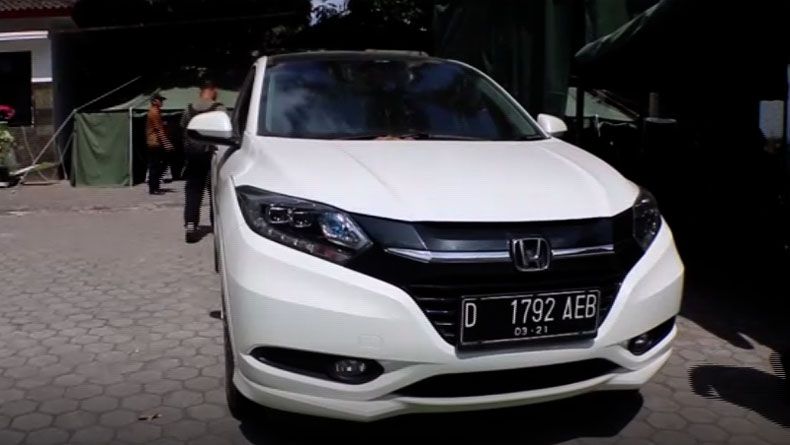 OTT Anggota DPRD, Kejari Mataram Sita 2 Mobil Mewah dan Uang Rp30 Juta