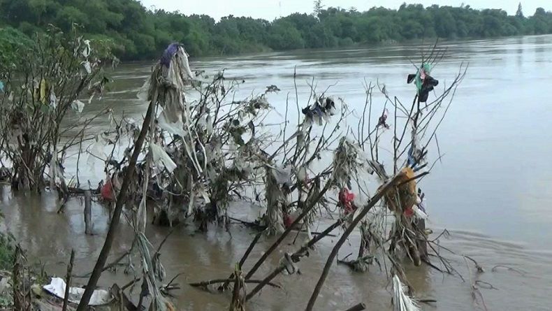 Ironi Sungai Bengawan Solo, Tempat Sampah Terpanjang di Pulau Jawa