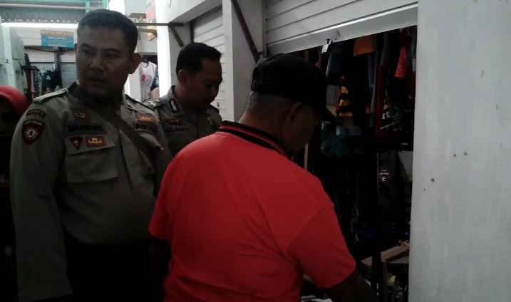 Toko di Pasar Besar Kencong Jember Dibobol Maling, Puluhan Juta Raib
