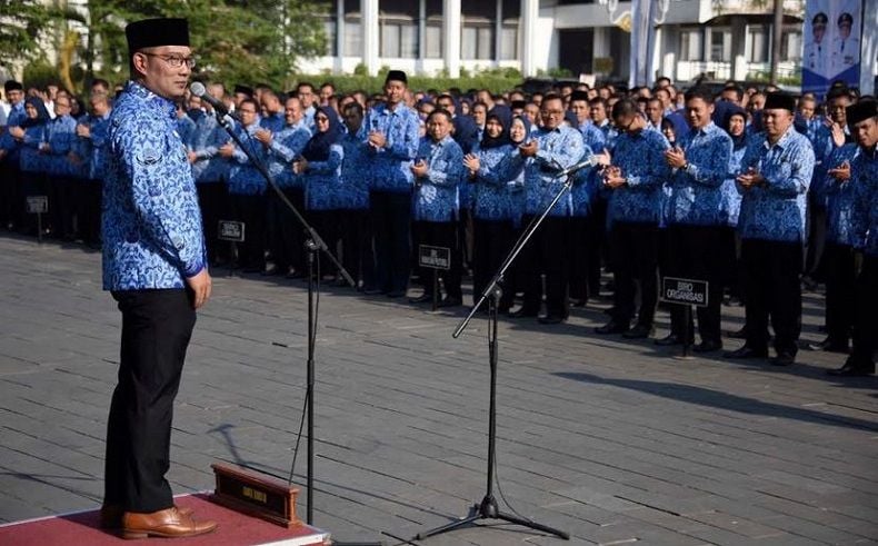 Pimpin Apel Perdana, Gubernur Ridwan Kamil Ajak ASN Ikut Gaya Kerjanya