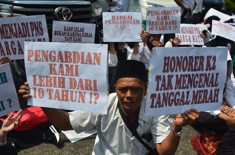 Nasib Tak Jelas, Guru Honorer di Pasaman Barat Ngadu ke Anggota DPR