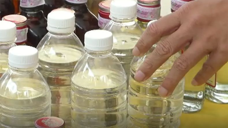 title Pelajar SMP dan Pamannya Tewas Usai Pesta Miras Oplosan di Ciamis Pelajar SMP dan Pamannya Tewas Usai Pesta Miras Oplosan di Ciamis